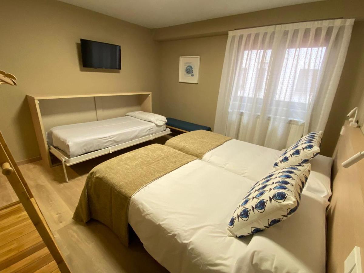 Hotel Baltico 2 Estrellas Luarca Dış mekan fotoğraf